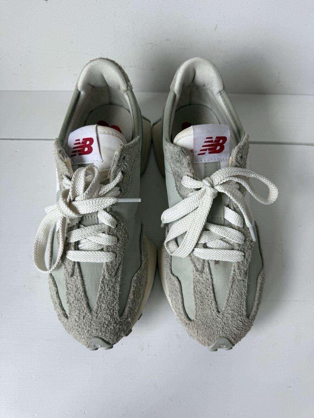 New Balance 327 Women's Size 7.5 Sea Salt/White Sage Running Shoes